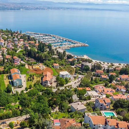 Perla 2 By Interhome * Ičići