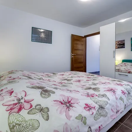 Διαμέρισμα Perla 2 By Interhome Ičići