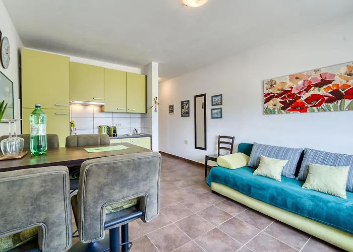 Perla 2 By Interhome Apartman